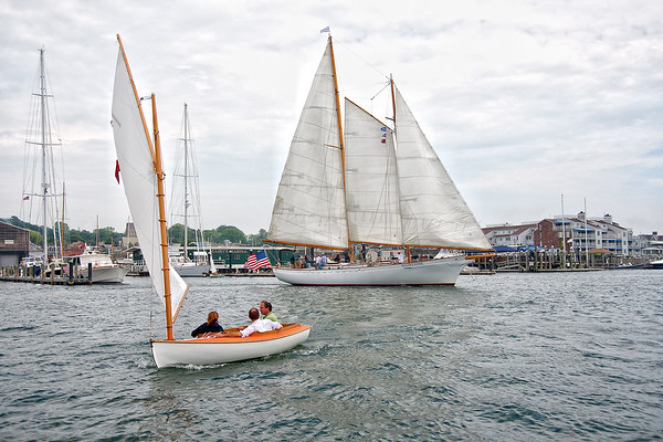 Large and small sailing at IYRS